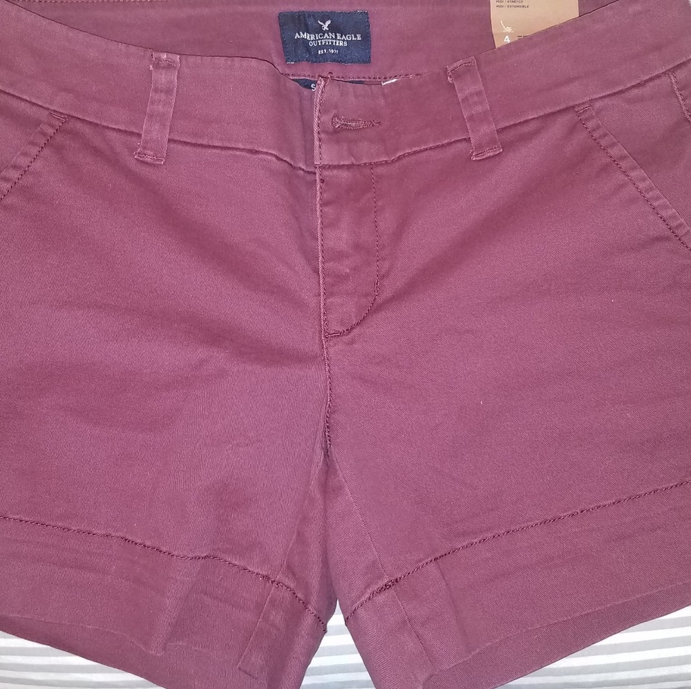 NWT American Eagle Midi shorts